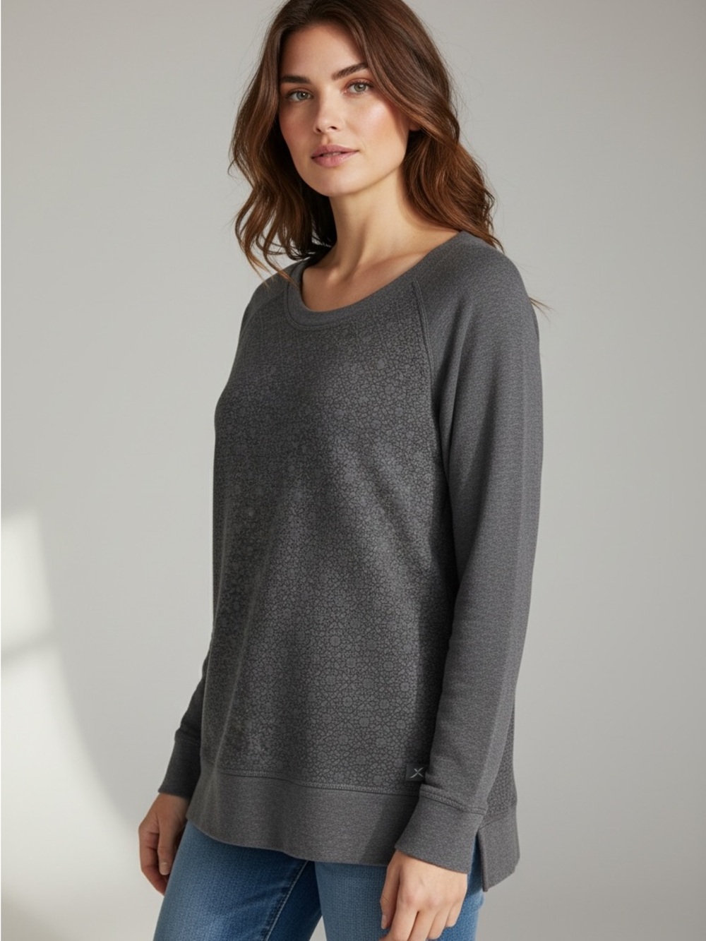 Danskin Long Sleeve Grey Crewneck Pullover Sweatshirt
